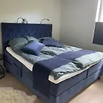I *